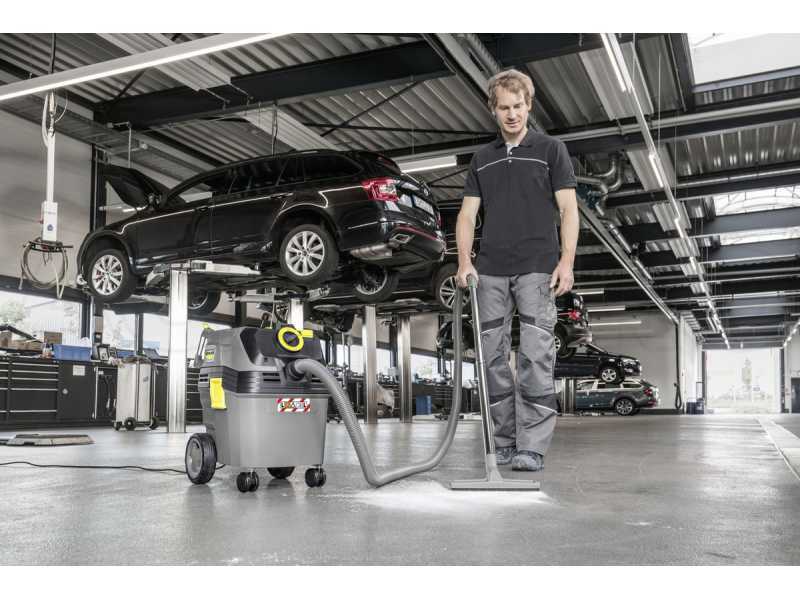 Karcher Pro NT 30/1 Ap L - Aspirateur solides et liquides - avec secoueur de filtre semi-automatique - Bidon 30 L - 1200W